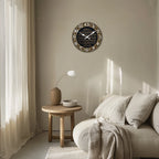 Horloge murale en bois — calligraphie du verset du Trône
